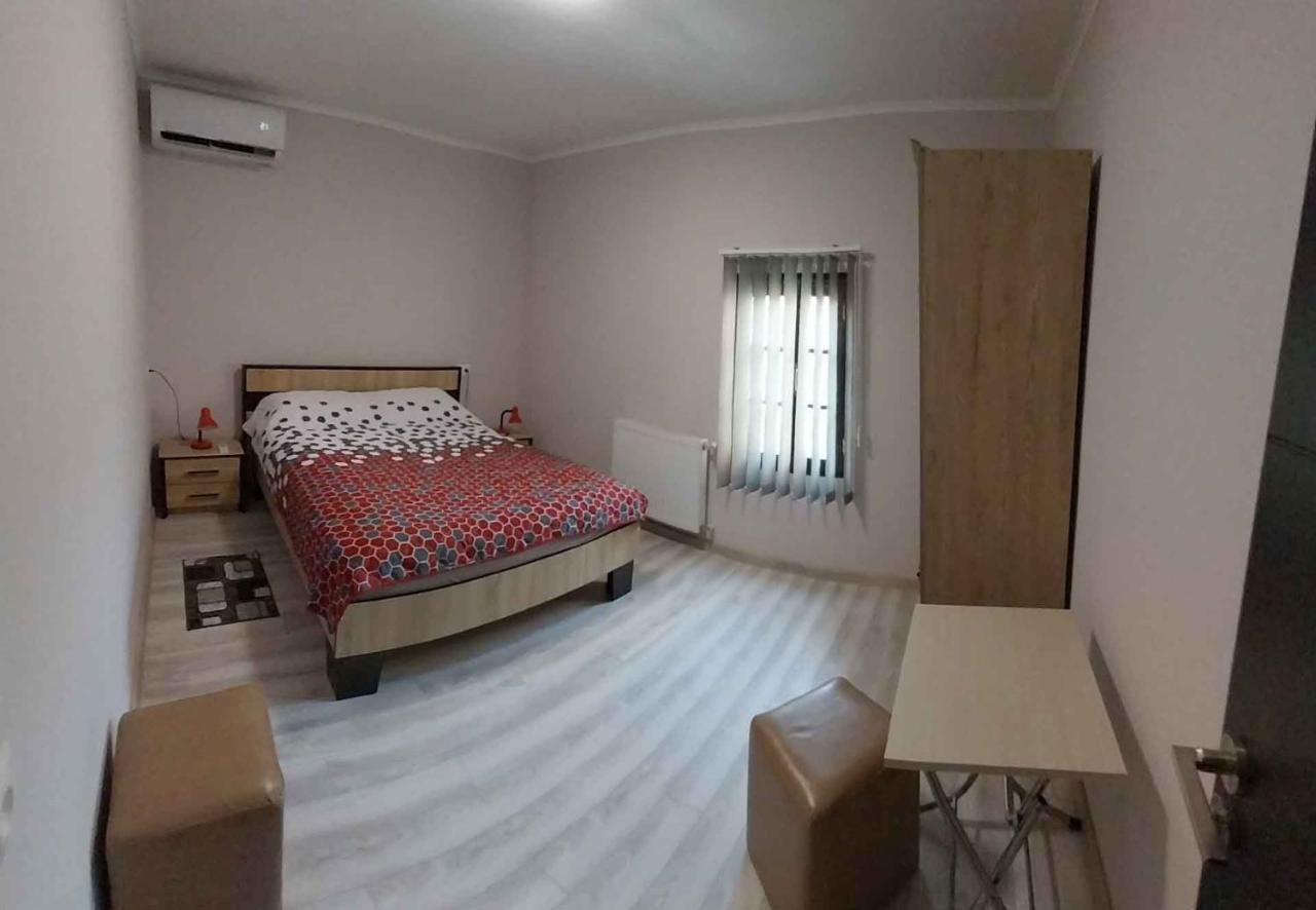 Full House Apartment Tbilisi Exterior foto