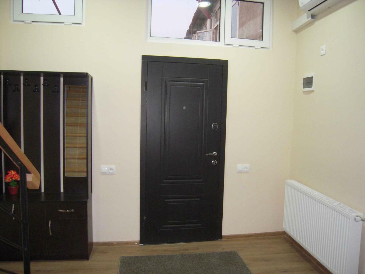 Full House Apartment Tbilisi Exterior foto